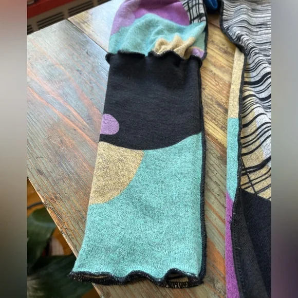 Multicolor Abstract Women's Dress - Picture 3 of 10